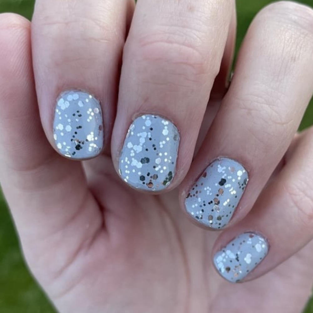 *Retired, HTF* Color Street: Concrete Jungle | Gray Silver Glitter Neutral